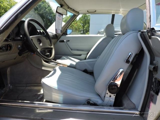 1980 Silver Mercedes-Benz 400-Series Coupe