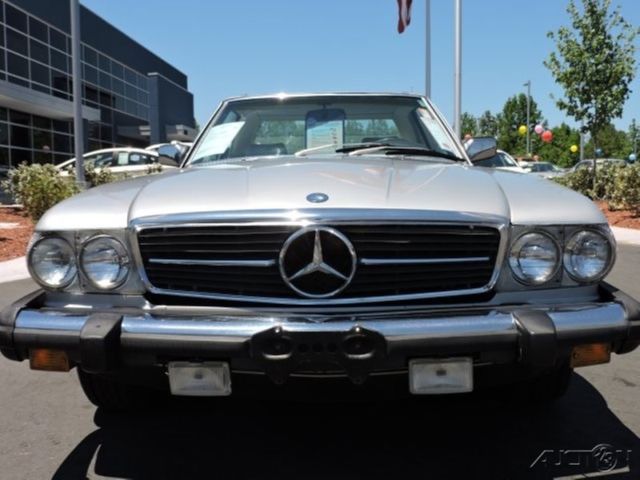 1980 Silver Mercedes-Benz 400-Series Coupe