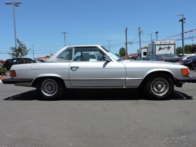 1980 Silver Mercedes-Benz 400-Series Coupe