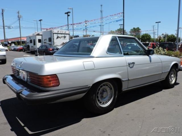 1980 Silver Mercedes-Benz 400-Series Coupe