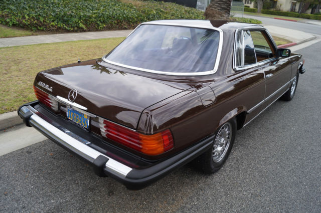 1980 Walnut Brown Mercedes-Benz 400-Series Coupe