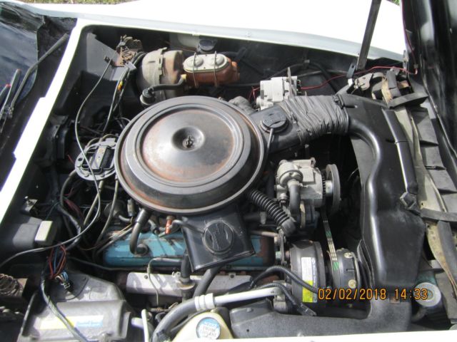 1980 White Chevrolet Corvette