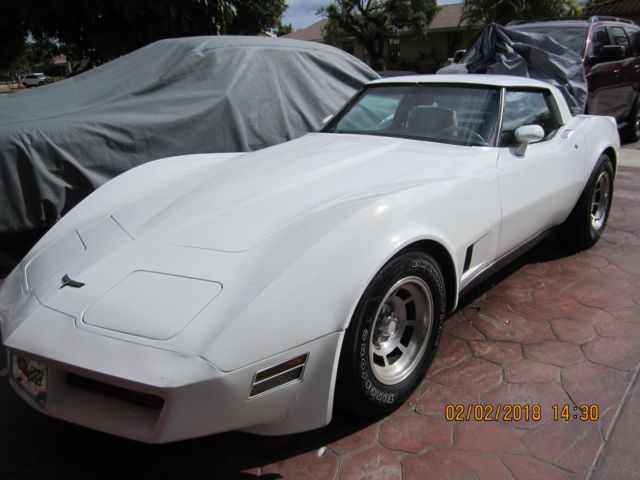 1980 White Chevrolet Corvette