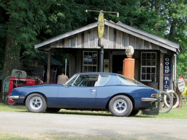 1980 Blue Studebaker Avanti Coupe