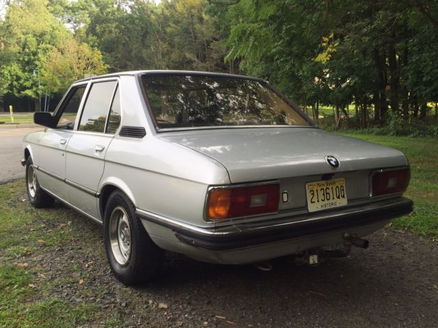 1980 Silver BMW 5-Series 4 door
