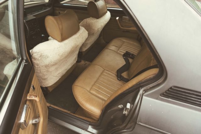 1980 Dark Grey BMW 5-Series