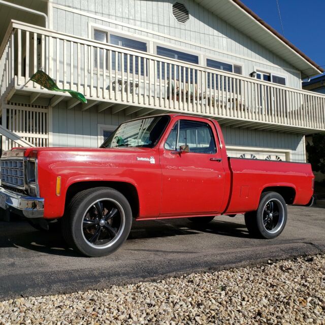 1980 Red Chevrolet C-10 Short Box