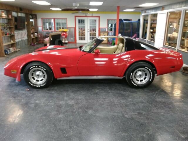 1980 Red Chevrolet Corvette Coupe