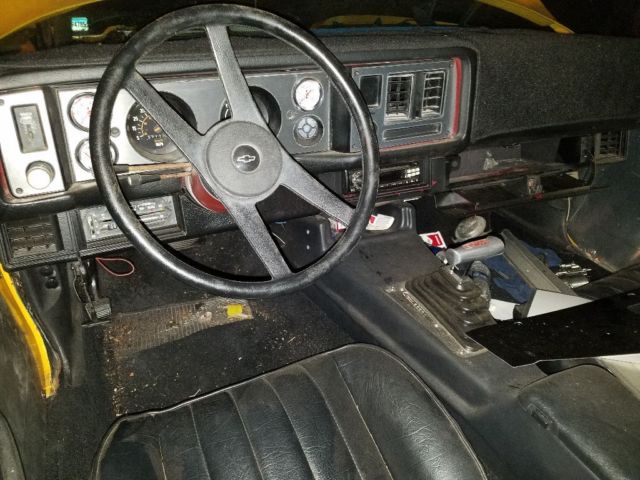 1980 Yellow Chevrolet Camaro