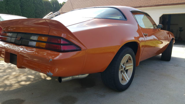 1980 White Chevrolet Camaro Coupe