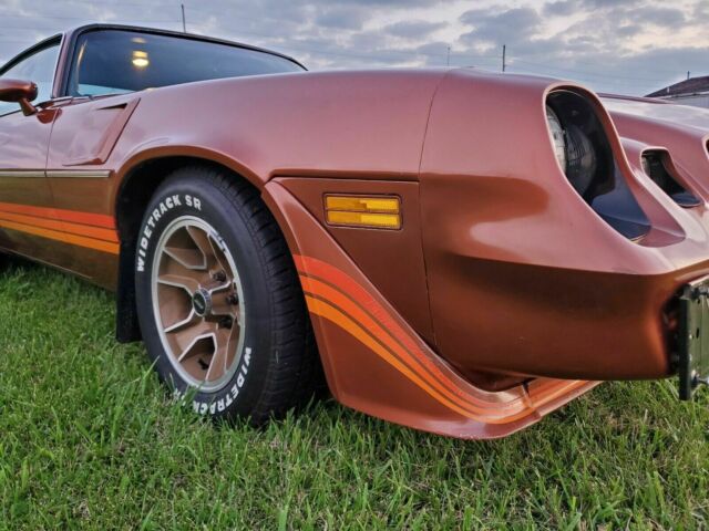 1980 White Chevrolet Camaro Coupe