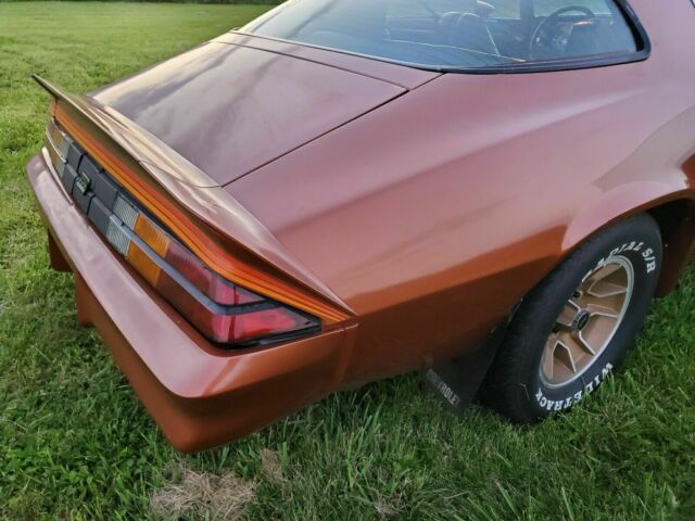 1980 White Chevrolet Camaro Coupe