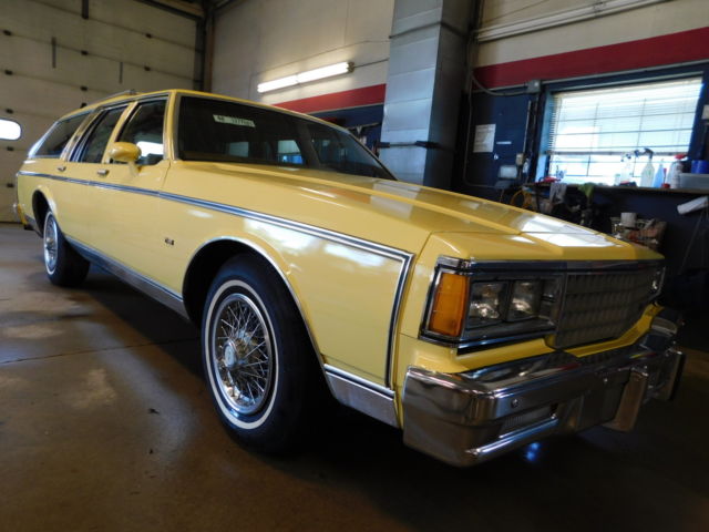 1980 Yellow Chevrolet Capriceold Wagon