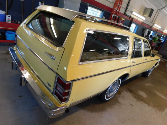 1980 Yellow Chevrolet Capriceold Wagon