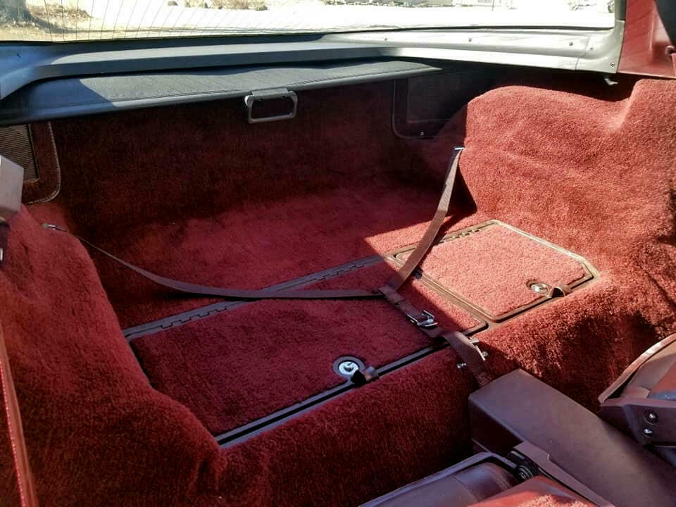 1980 Burgundy Chevrolet Corvette --