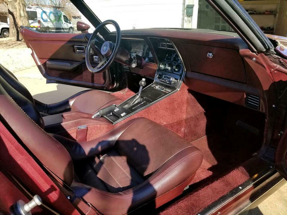 1980 Burgundy Chevrolet Corvette --