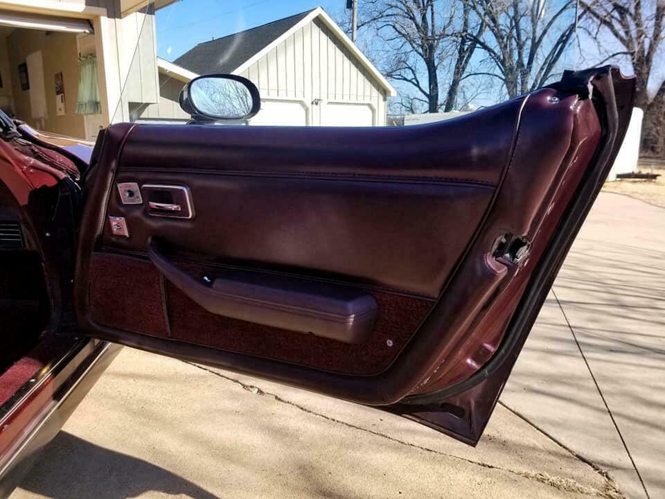 1980 Burgundy Chevrolet Corvette --