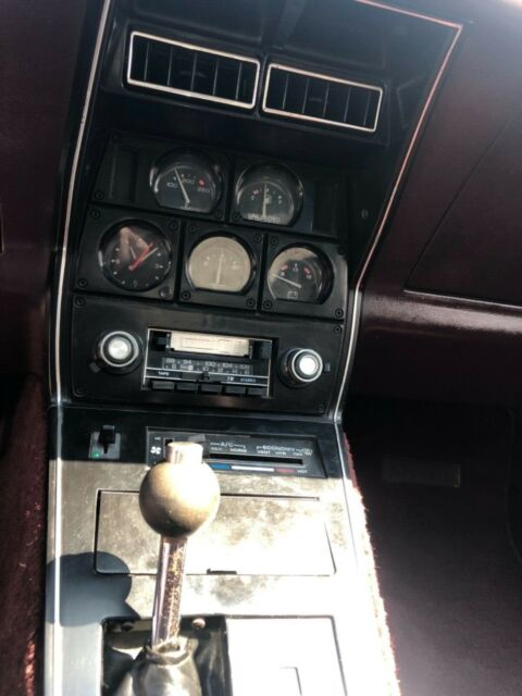 1980 White Chevrolet Corvette Coupe