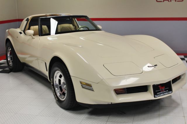1980 Frost Beige Chevrolet Corvette --