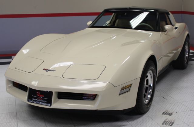 1980 Frost Beige Chevrolet Corvette --