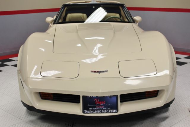 1980 Frost Beige Chevrolet Corvette --
