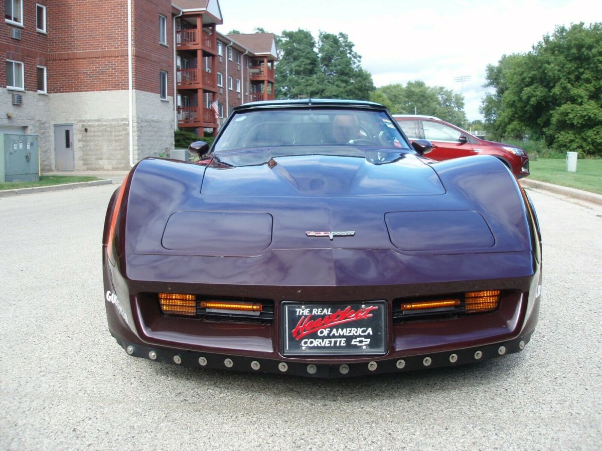 1980 Burgundy Chevrolet Corvette Coupe