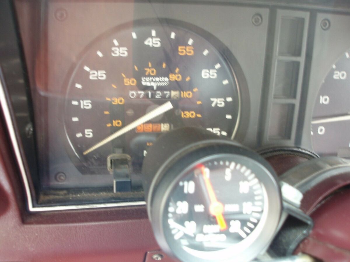 1980 Burgundy Chevrolet Corvette Coupe