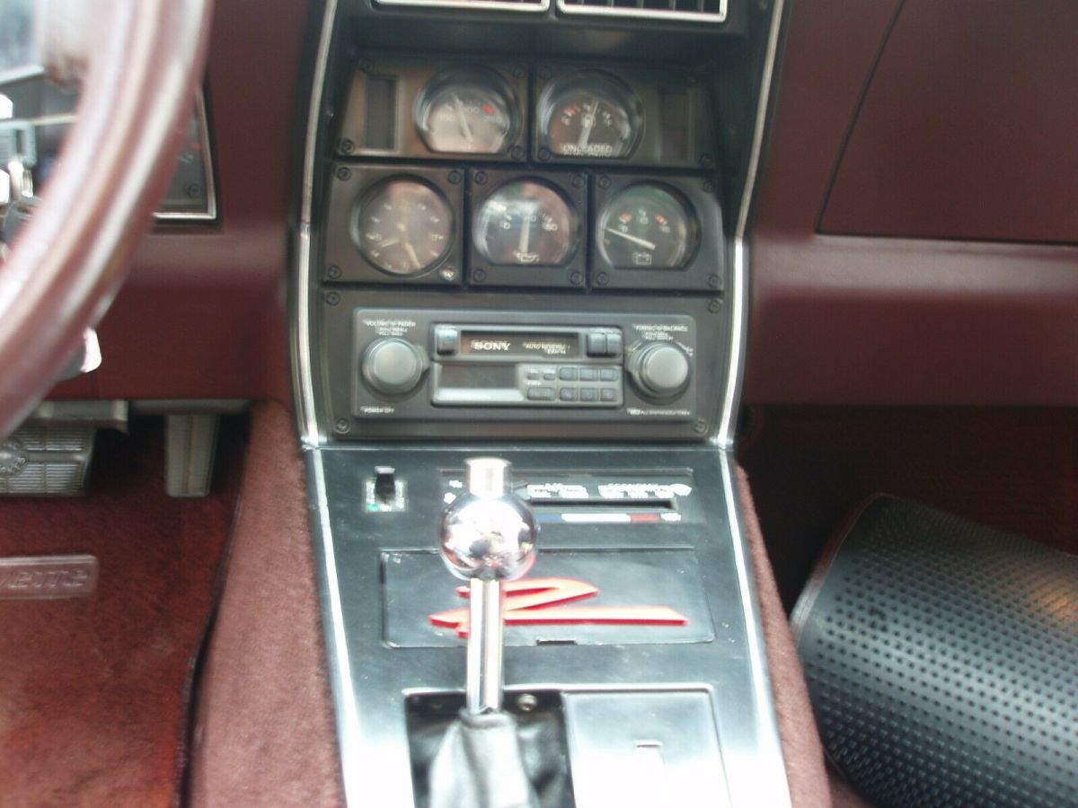 1980 Burgundy Chevrolet Corvette Coupe