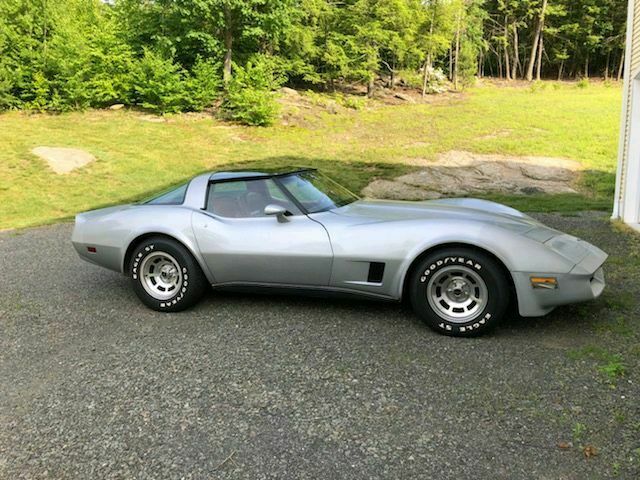 1980 Silver Chevrolet Corvette --