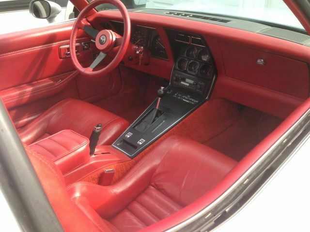 1980 Silver Chevrolet Corvette --