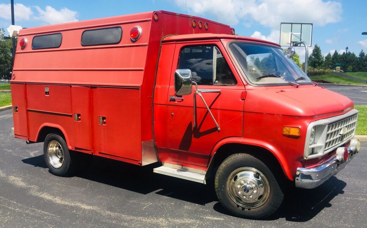 1980 Red Chevrolet G 30 Van