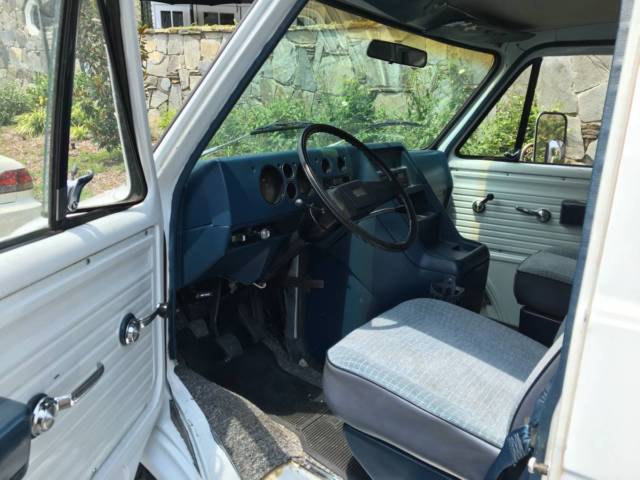1980 White Chevrolet G20 Van