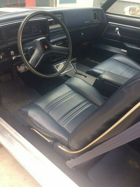 1980 White Chevrolet Malibu Coupe