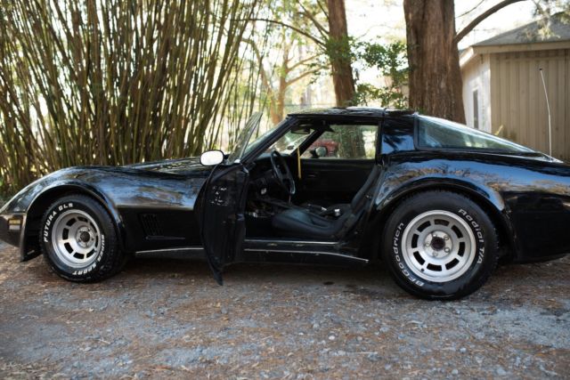 1980 Black Chevrolet Corvette T-tops