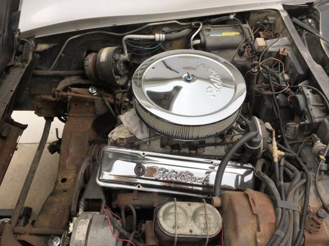 1980 Silver Chevrolet Corvette