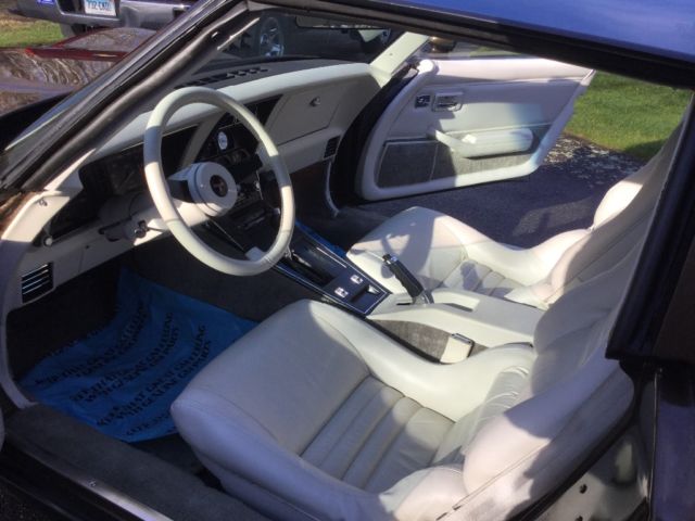 1980 Brown Chevrolet Corvette