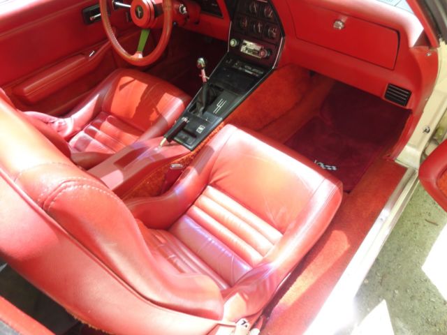 1980 Beige Chevrolet Corvette Coupe