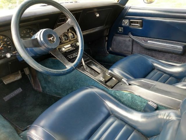 1980 White Chevrolet Corvette Coupe