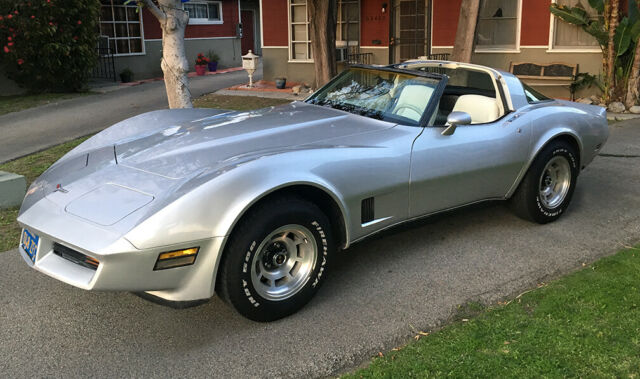 1980 Silver Chevrolet Corvette Coupe