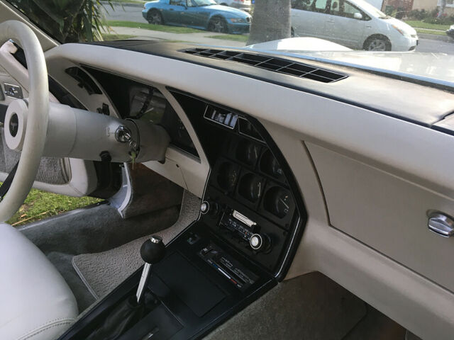 1980 Silver Chevrolet Corvette Coupe