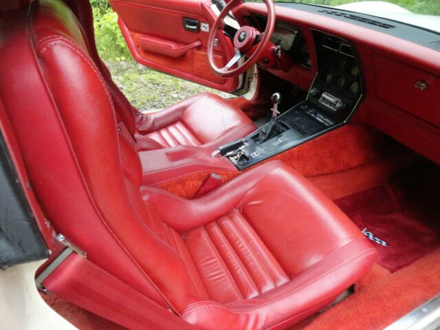 1980 Frost Beige Chevrolet Corvette Coupe