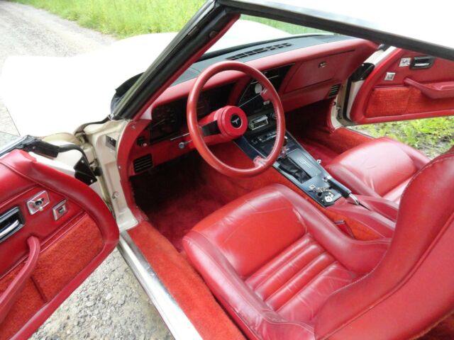 1980 Frost Beige Chevrolet Corvette Coupe