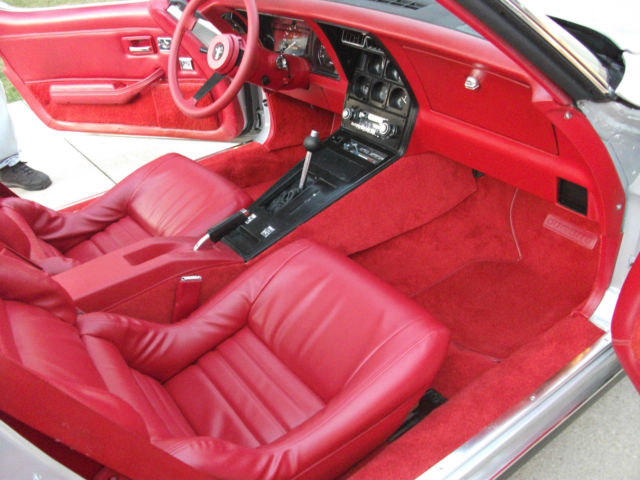 1980 Silver Metallic Chevrolet Corvette