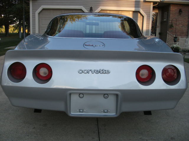1980 Silver Metallic Chevrolet Corvette