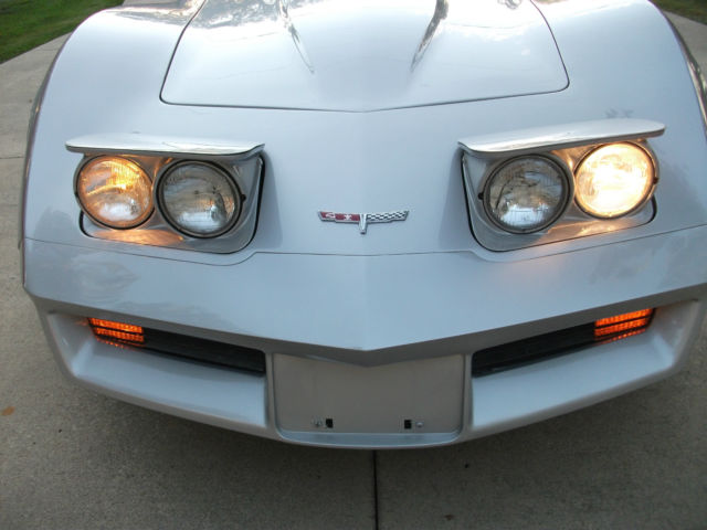 1980 Silver Metallic Chevrolet Corvette