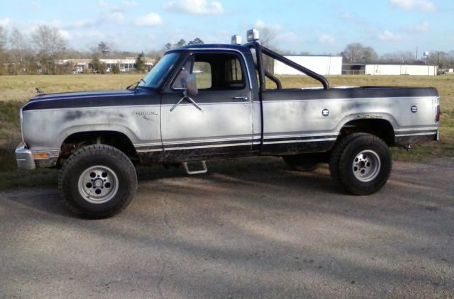 1980 Dodge Power Wagon