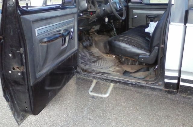 1980 Dodge Power Wagon