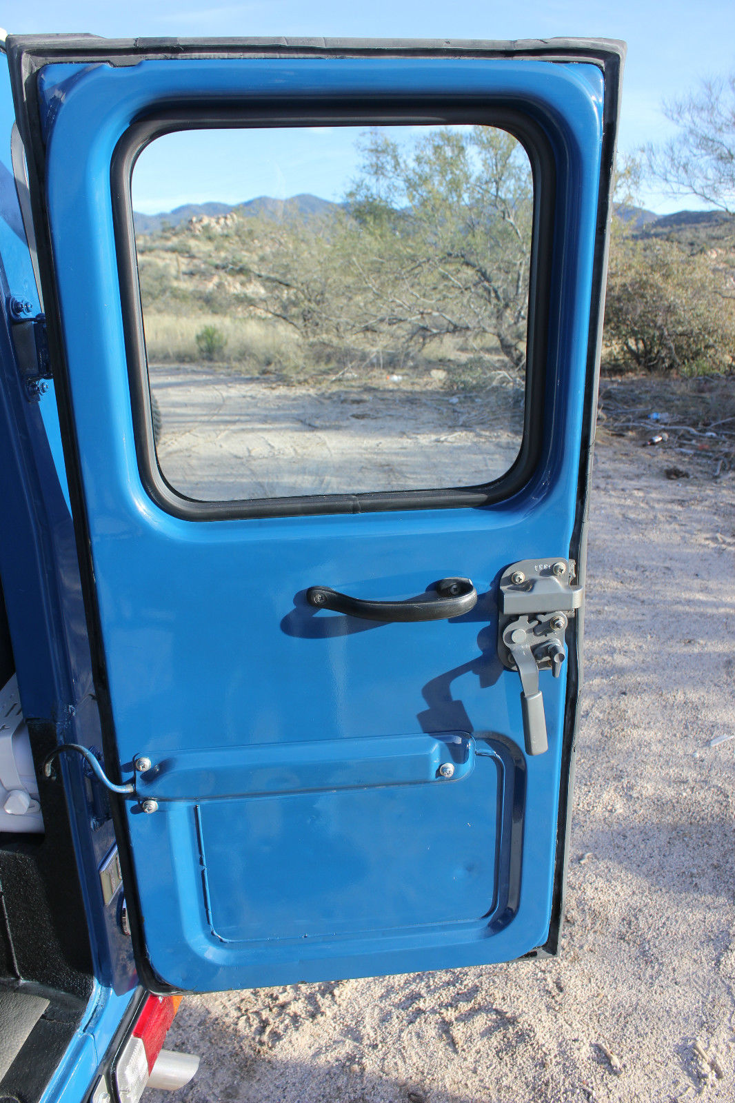 1980 Toyota medium blue Toyota Land Cruiser SUV