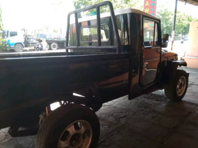 1980 Black Toyota Land Cruiser Standard Cab Pickup