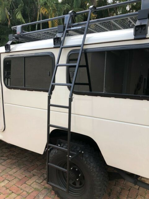 1980 White Toyota FJ Cruiser Troop Carrier
